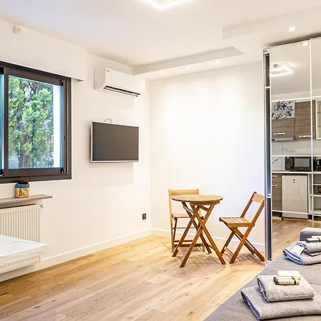 4 Baron - Spacieux Renove Quartier Des *